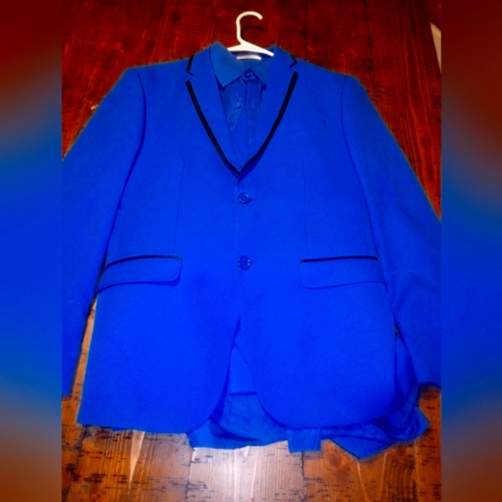 Royal Blue three piece suit jacket blazer with blue shirt n(large) &pants